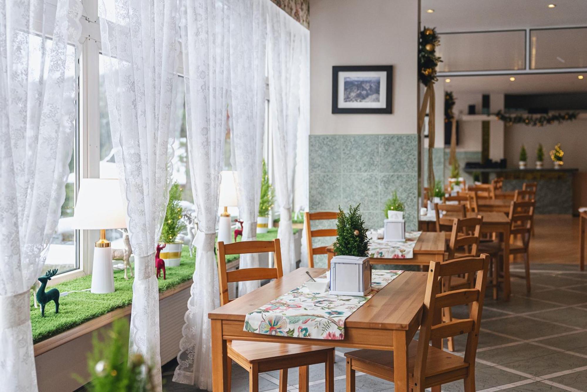 Hotel Ow Jaskolka à Zakopane Extérieur photo