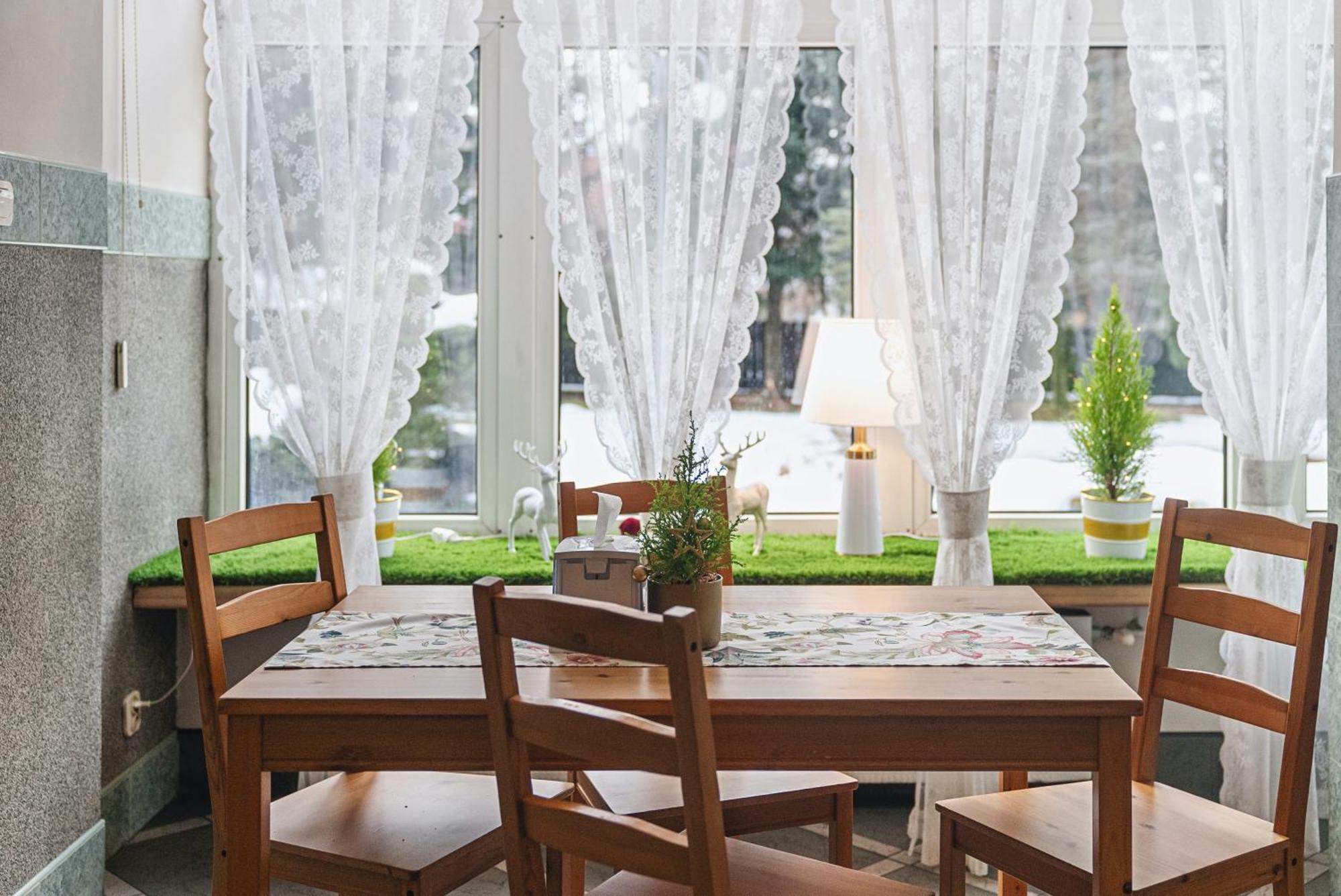 Hotel Ow Jaskolka à Zakopane Extérieur photo