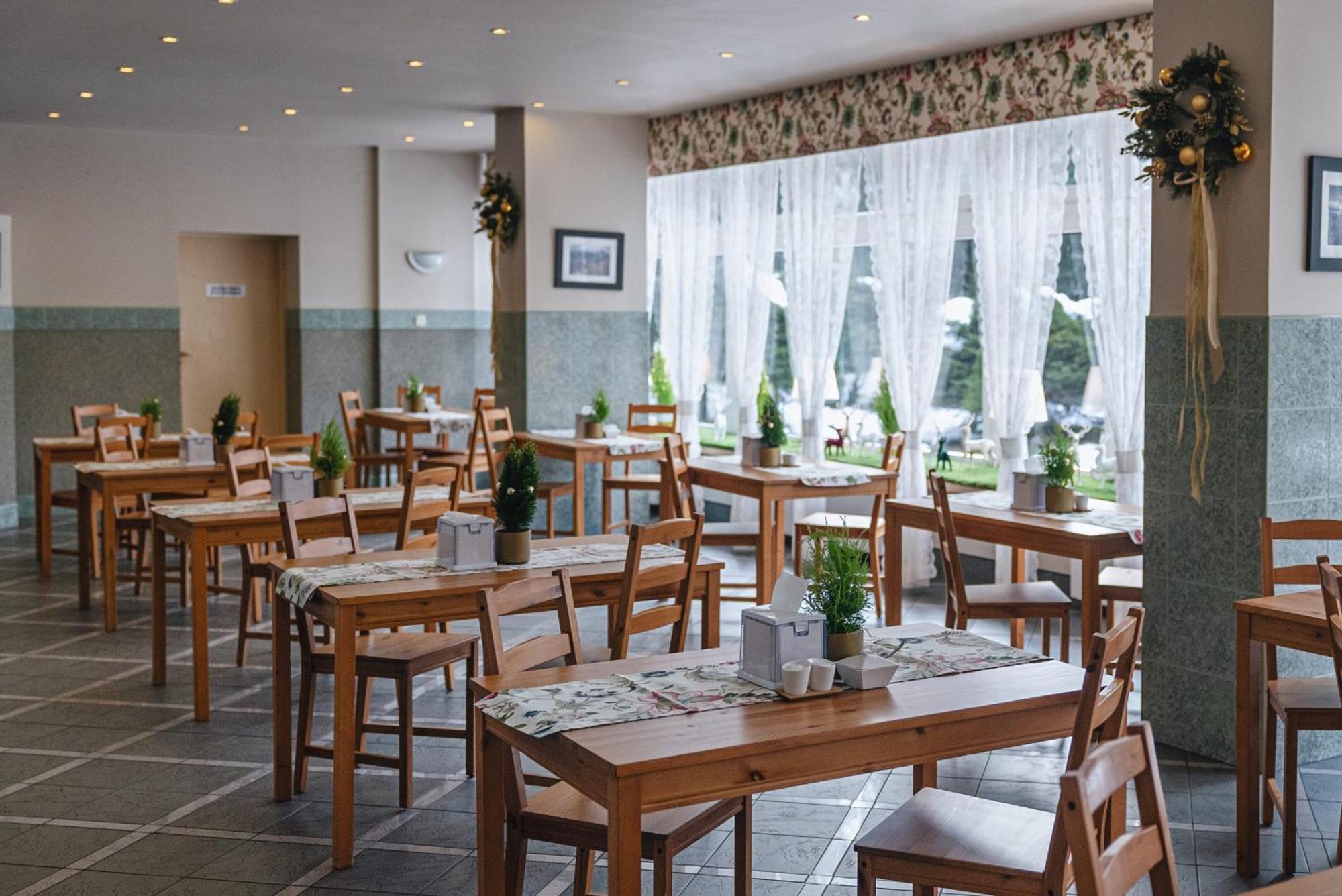 Hotel Ow Jaskolka à Zakopane Extérieur photo