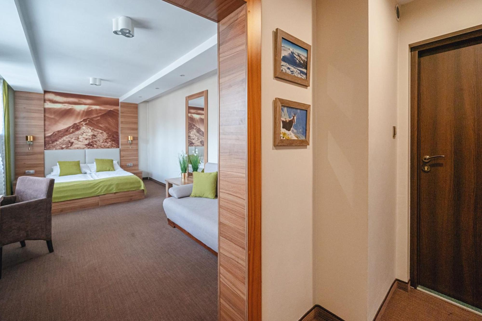 Hotel Ow Jaskolka à Zakopane Extérieur photo