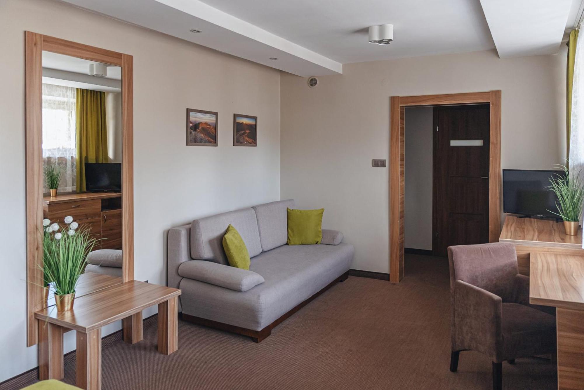 Hotel Ow Jaskolka à Zakopane Extérieur photo