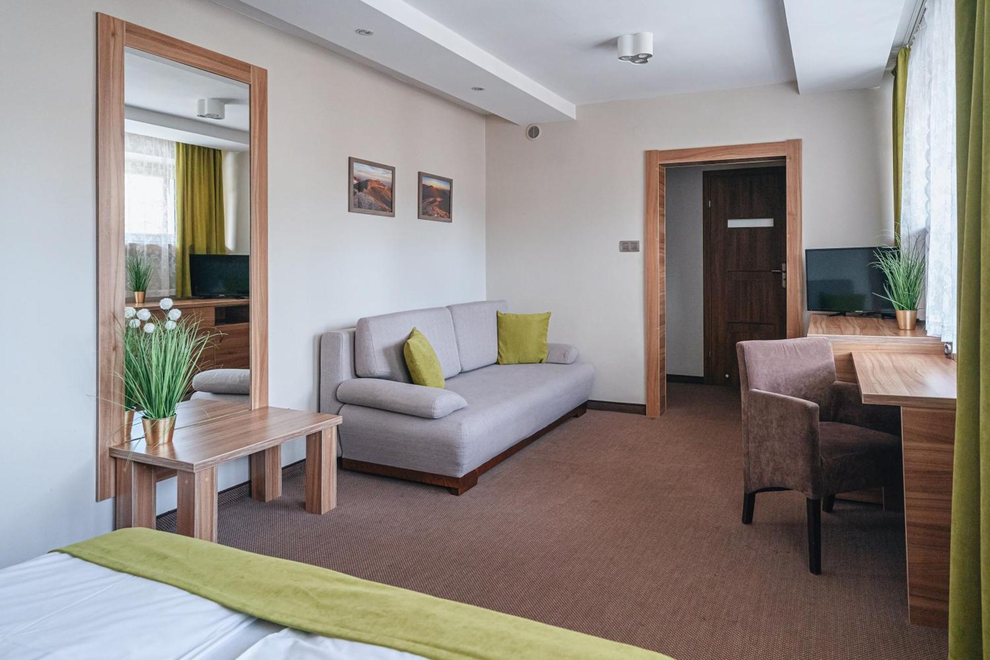 Hotel Ow Jaskolka à Zakopane Extérieur photo