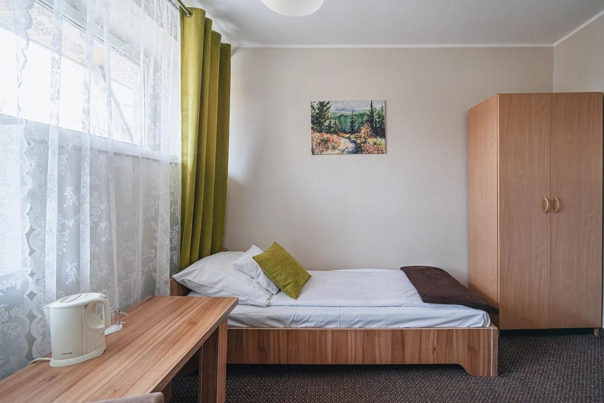 Hotel Ow Jaskolka à Zakopane Extérieur photo