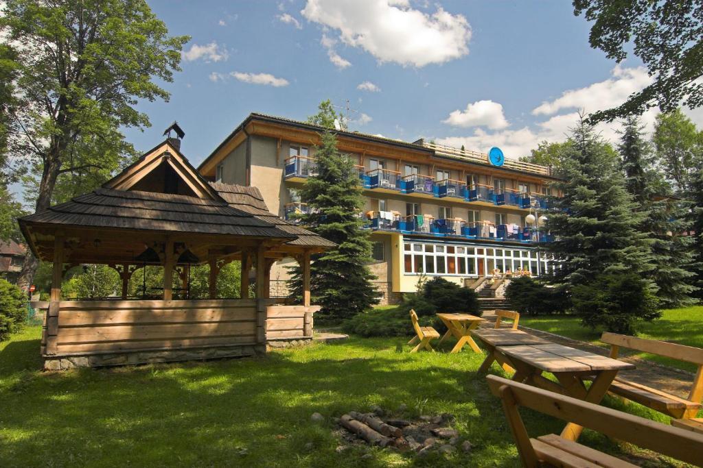 Hotel Ow Jaskolka à Zakopane Extérieur photo